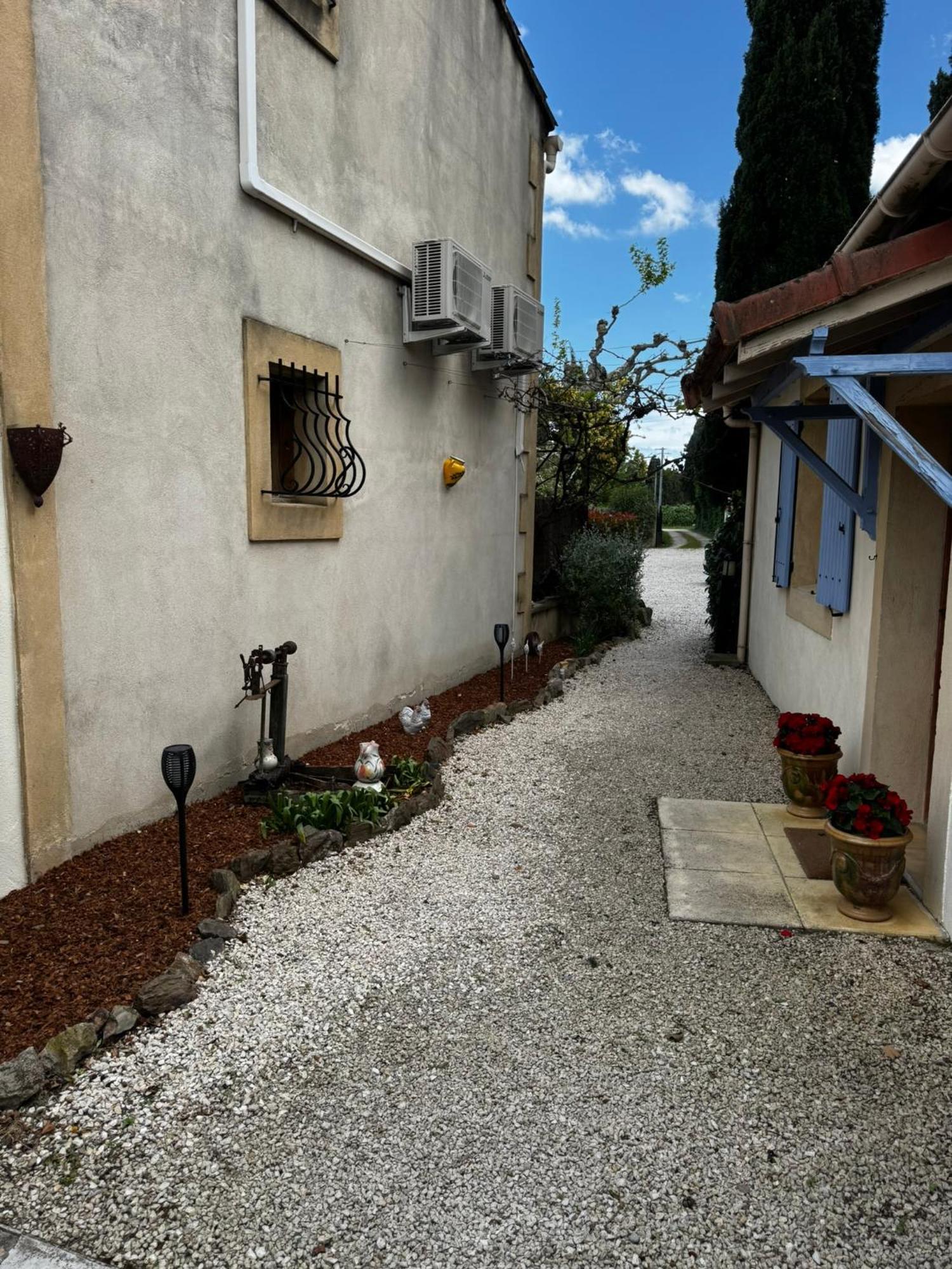 Appartement Mas Saint Antoine à Rognonas Extérieur photo