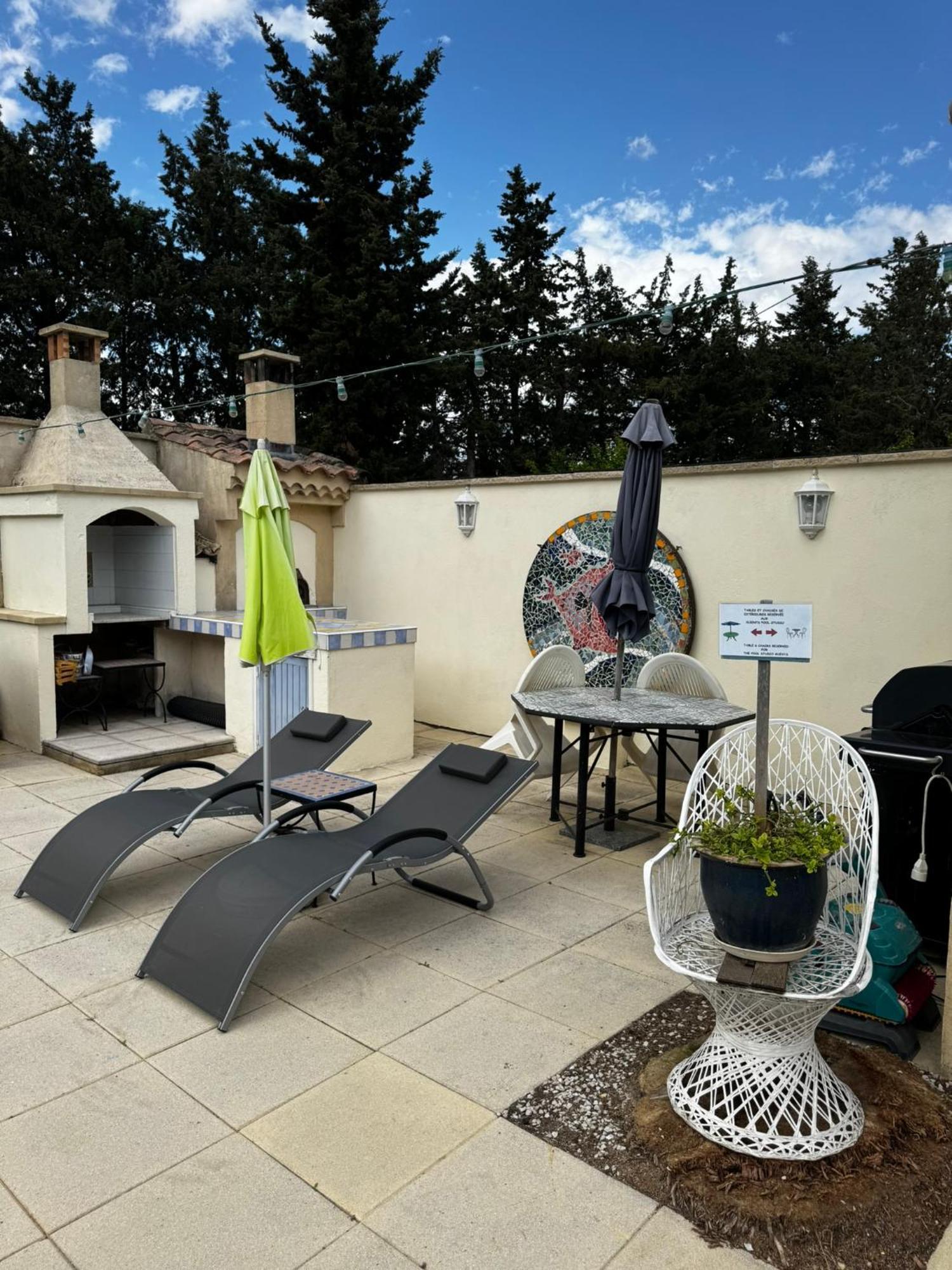 Appartement Mas Saint Antoine à Rognonas Extérieur photo