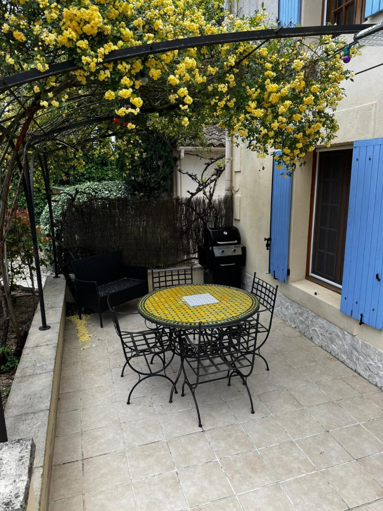 Appartement Mas Saint Antoine à Rognonas Extérieur photo
