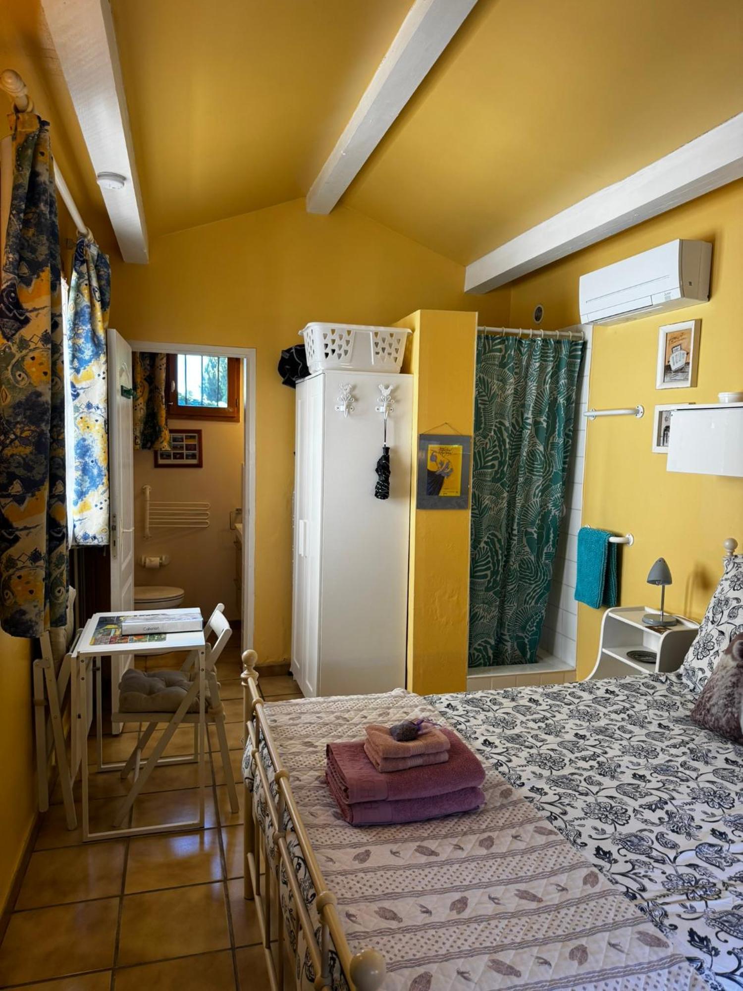 Appartement Mas Saint Antoine à Rognonas Extérieur photo